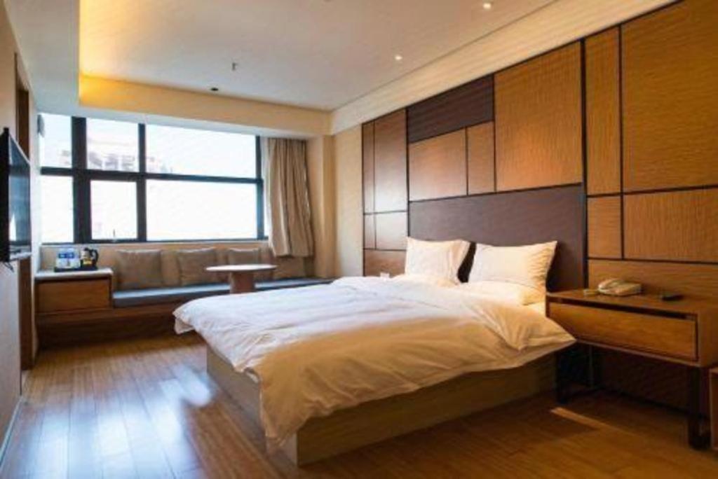 Ji Hotel Shanghai The Bund Tiantong Road Екстериор снимка